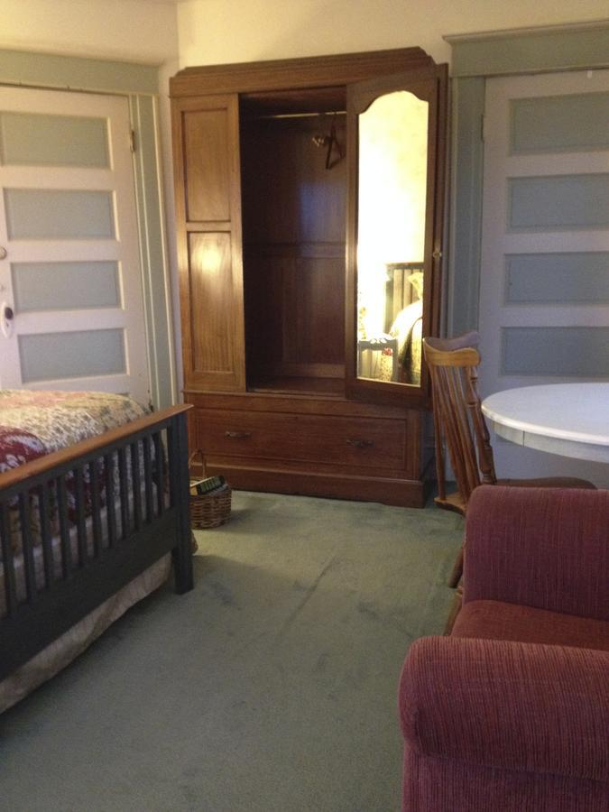 Glenacres Historic Inn Уестпорт Екстериор снимка
